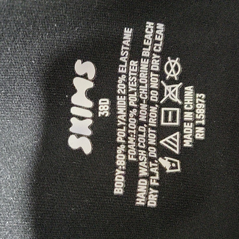 NWT Skims Black Underwire Push Up Bra Size 38D - Picture 7 of 9